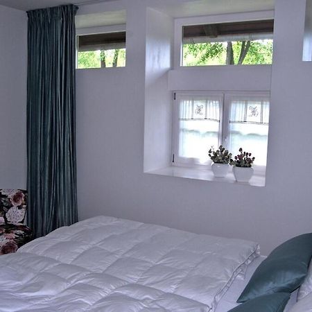 Apartment In Ruhiger Wohnlage Sie Sind In 3 Minuten Am Trebbower See Oder In 30 Minuten An Der Ostsee Klein Trebbow Exterior photo
