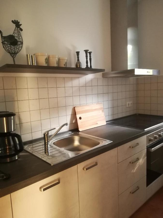 Apartment In Ruhiger Wohnlage Sie Sind In 3 Minuten Am Trebbower See Oder In 30 Minuten An Der Ostsee Klein Trebbow Exterior photo